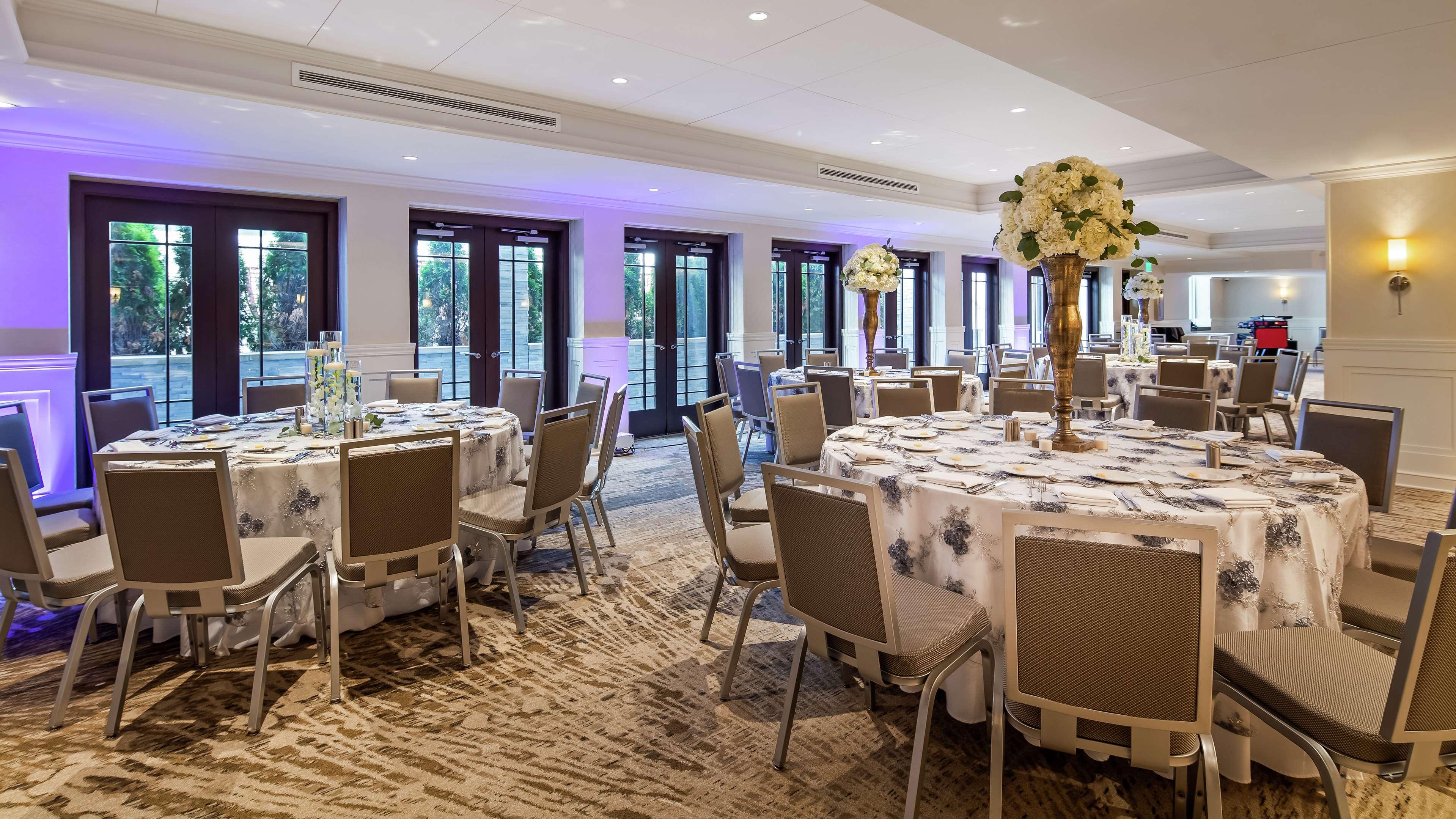 Отель The Kingsley Bloomfield Hills - A Doubletree By Hilton Экстерьер фото